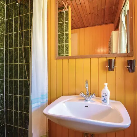 Three-bedroom Holiday In * Nørre Nebel